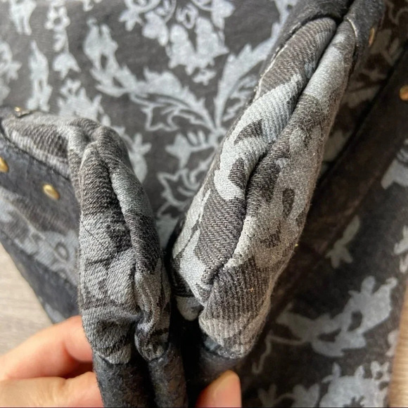 Skull Dust Bag  Canvas Studded Tote Shoulder Bag - Picture 5 of 13